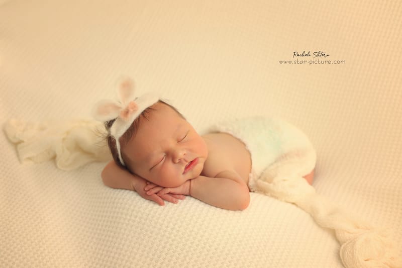 צבעים טבעיים זה פשוט לתת לרוך לדבר... לתת לפרצוף הרך והזעיר את כל תשומת הלב בפריים...