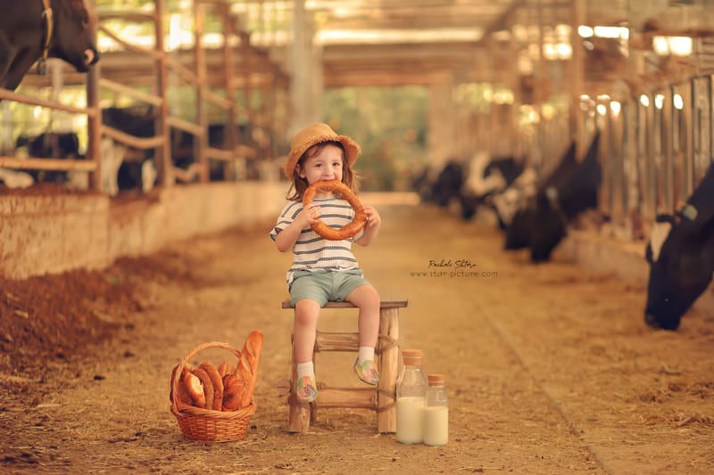 הטוהר הזה של הבונבון שבגזירת תלתל נהיה גבר קטן