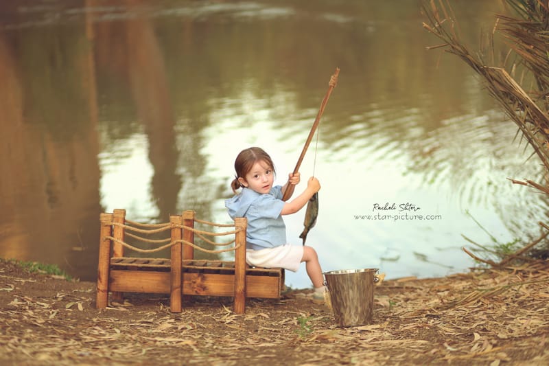 הטוהר הזה של הבונבון שבגזירת תלתל נהיה גבר קטן