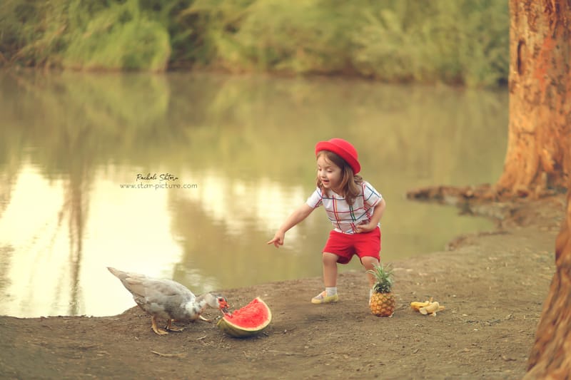 הטוהר הזה של הבונבון שבגזירת תלתל נהיה גבר קטן