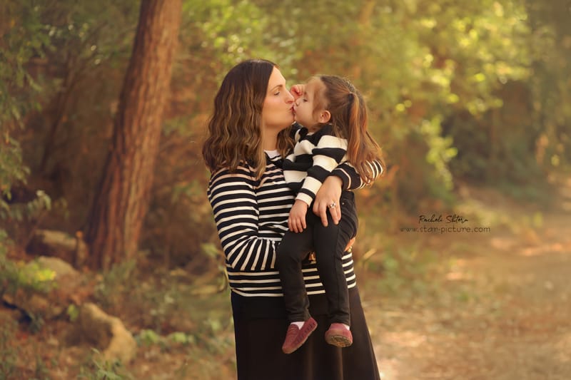 הטוהר הזה של הבונבון שבגזירת תלתל נהיה גבר קטן