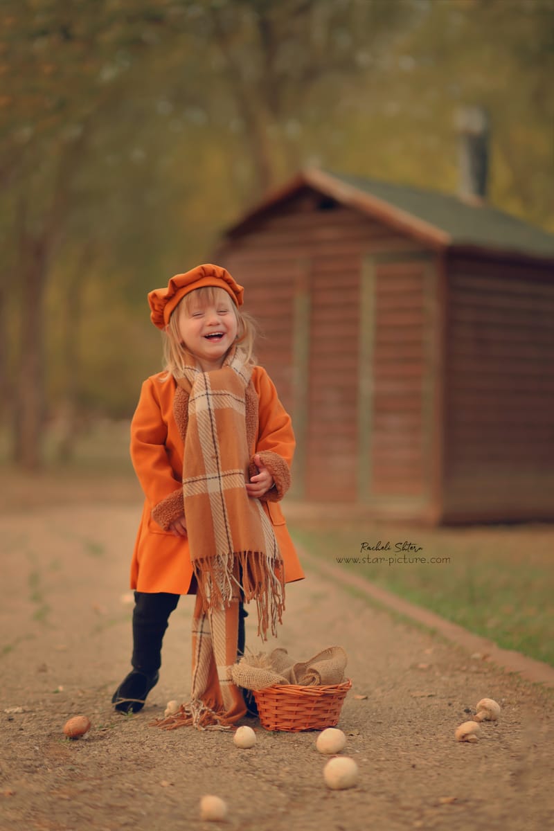 הטוהר הזה של הבונבון שבגזירת תלתל נהיה גבר קטן