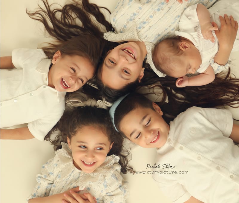 אין על זה- ליצור הכל מאפס, תאורה נכונה, סטיילינג מדוייק ואיבזור פרפקט.