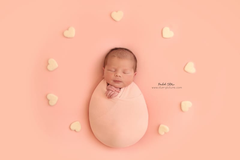 גווני וורוד מלאכיים- כי יש יותר בת מזה?