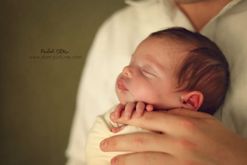 ניו בורן עם אחים והורים