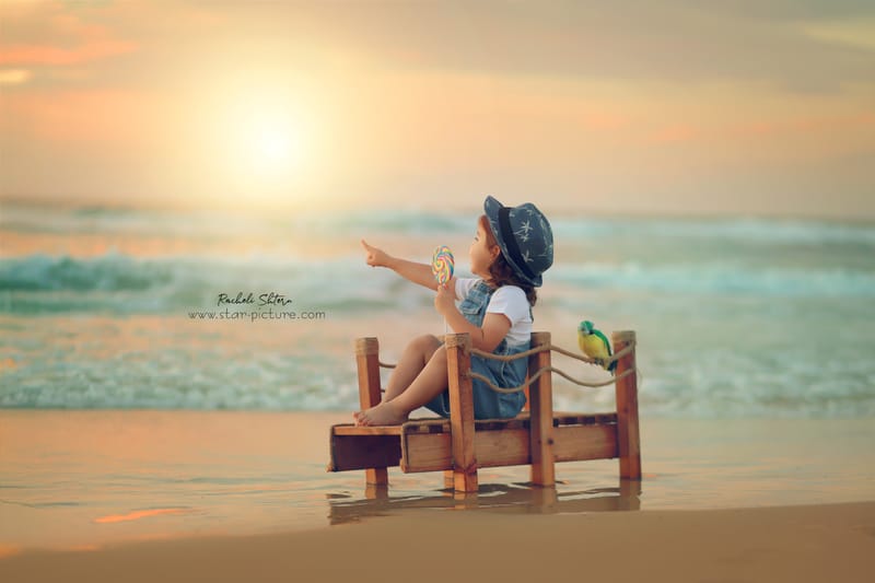 הטוהר הזה של הבונבון שבגזירת תלתל נהיה גבר קטן