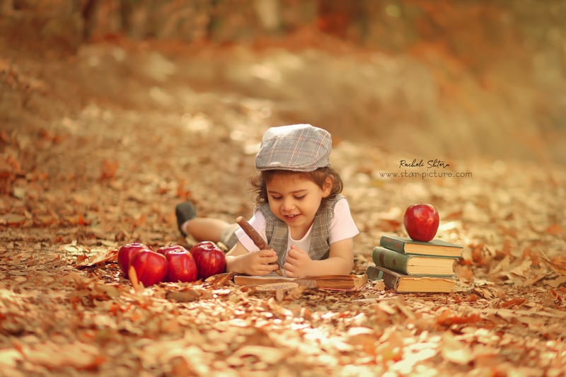 הטוהר הזה של הבונבון שבגזירת תלתל נהיה גבר קטן