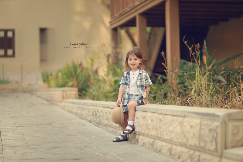 הטוהר הזה של הבונבון שבגזירת תלתל נהיה גבר קטן