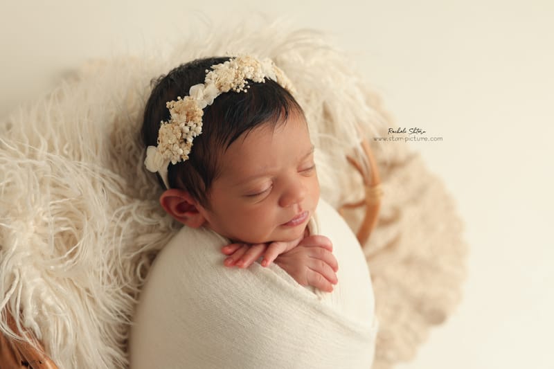 צבעים טבעיים זה פשוט לתת לרוך לדבר... לתת לפרצוף הרך והזעיר את כל תשומת הלב בפריים...