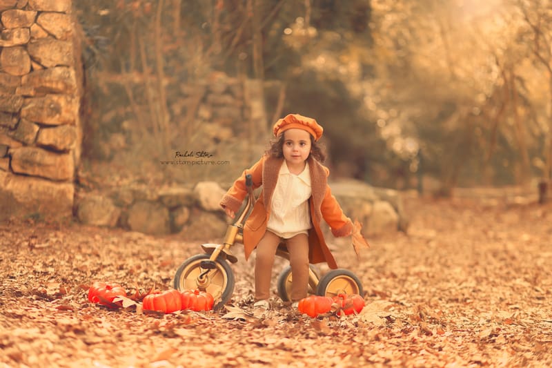 הטוהר הזה של הבונבון שבגזירת תלתל נהיה גבר קטן