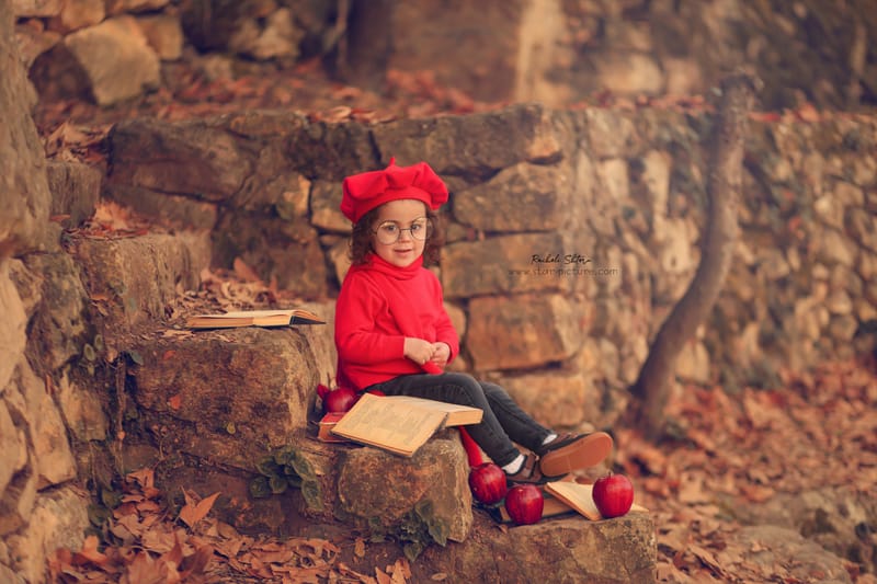 הטוהר הזה של הבונבון שבגזירת תלתל נהיה גבר קטן