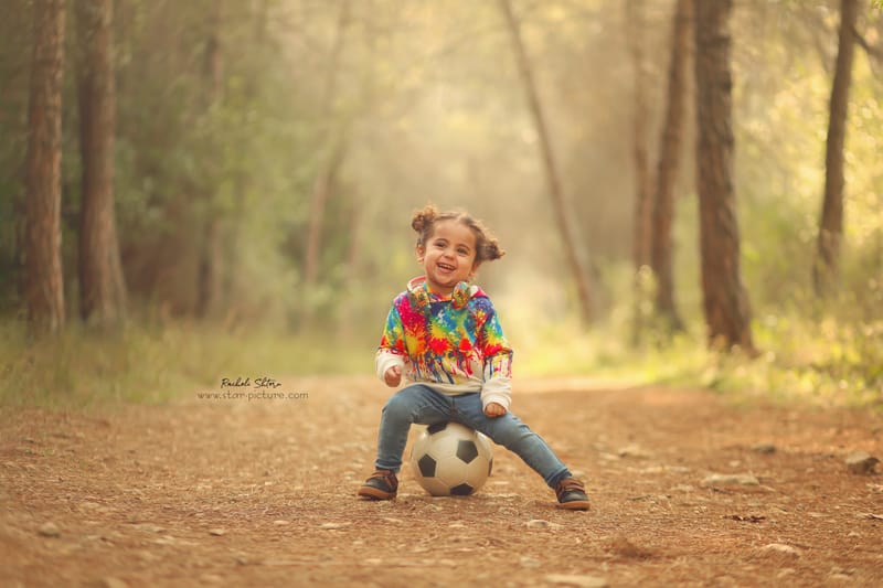 הטוהר הזה של הבונבון שבגזירת תלתל נהיה גבר קטן