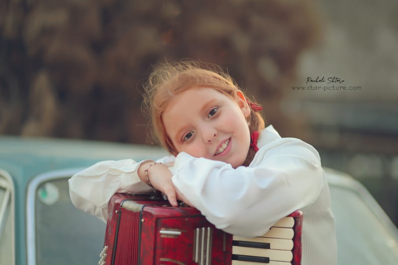 בת מצווה- אצילות ומתיקות... 