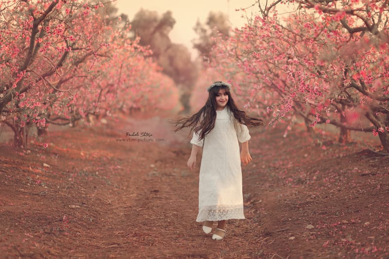 בת מצווה- אצילות ומתיקות... 