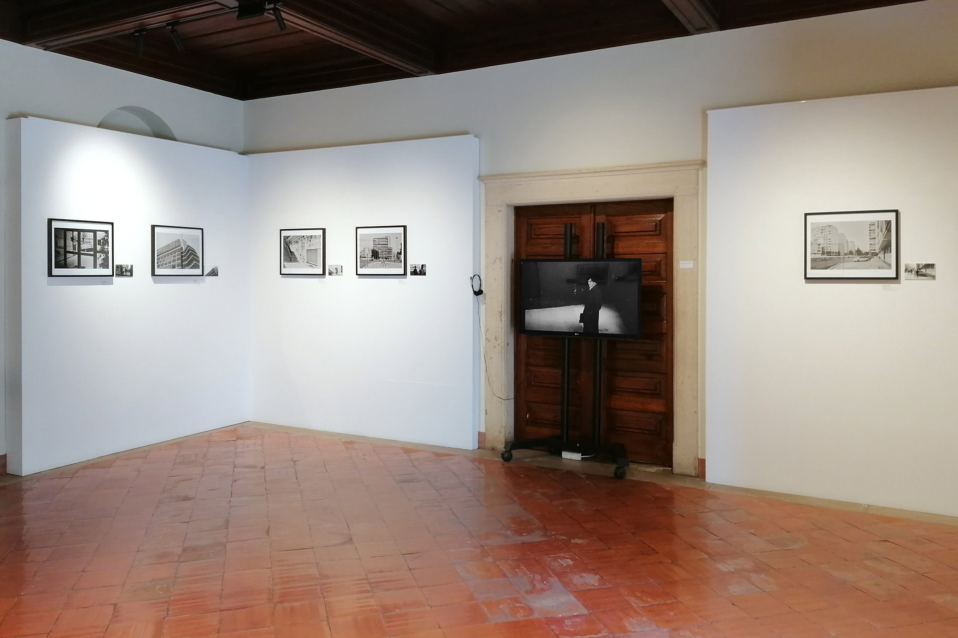 A CIDADE COMO DÉCOR , 2017 | After “Os Verdes Anos” - Paulo Rocha, 1963 