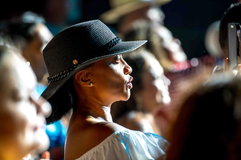 WAVE7 Creatives frames the rhythm of Curaçao