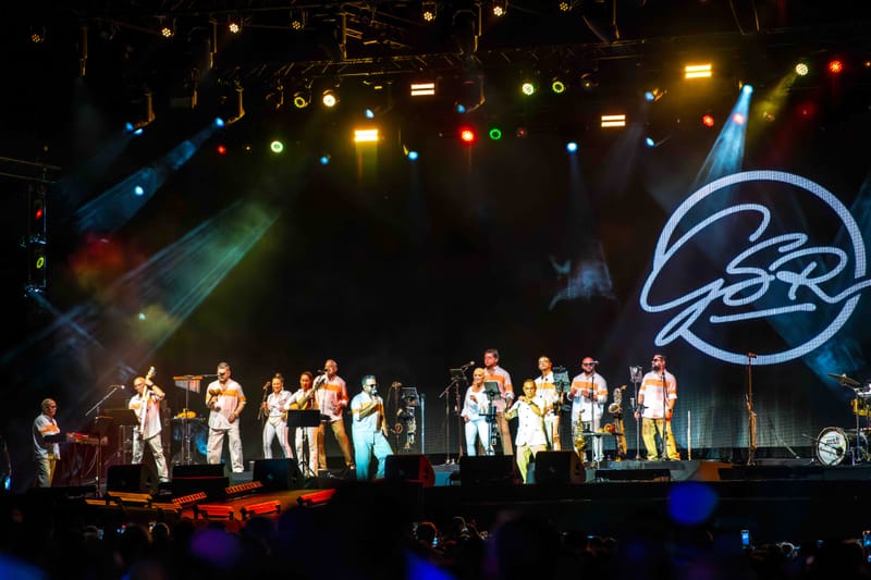 WAVE7 Creatives frames the rhythm of Curaçao