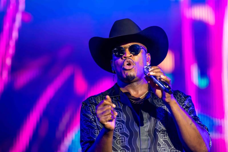 WAVE7 Creatives frames the rhythm of Curaçao