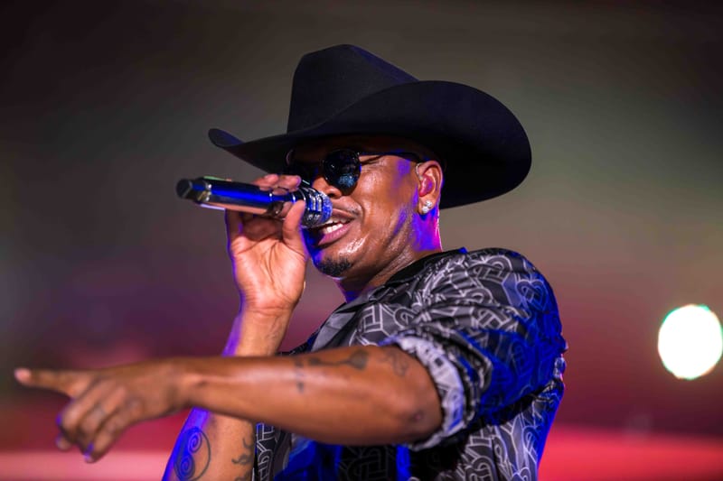 WAVE7 Creatives frames the rhythm of Curaçao