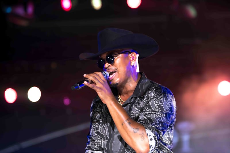 WAVE7 Creatives frames the rhythm of Curaçao