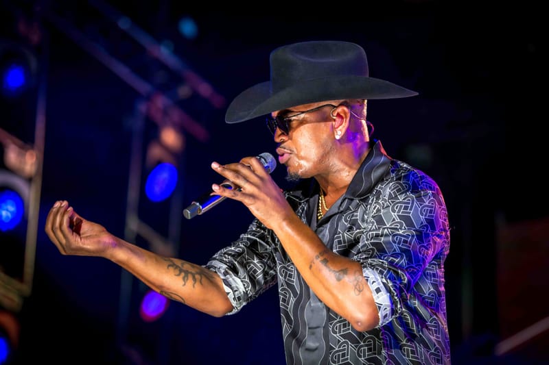 WAVE7 Creatives frames the rhythm of Curaçao