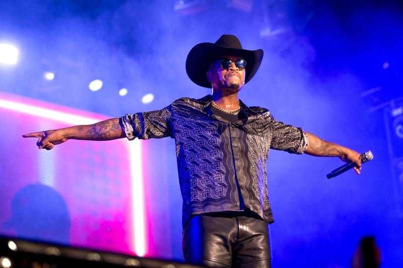 WAVE7 Creatives frames the rhythm of Curaçao