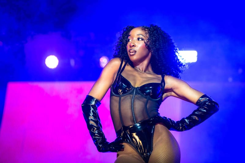 WAVE7 Creatives frames the rhythm of Curaçao