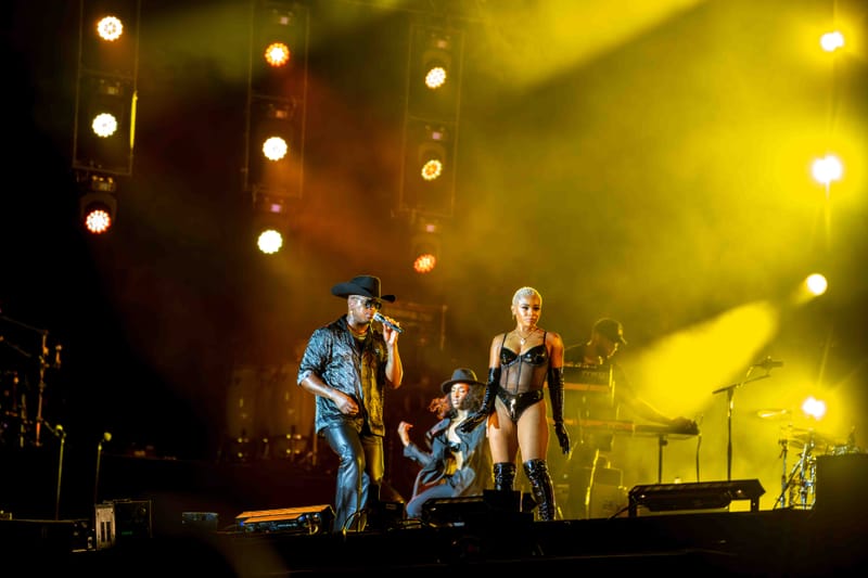 WAVE7 Creatives frames the rhythm of Curaçao