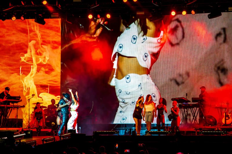 WAVE7 Creatives frames the rhythm of Curaçao