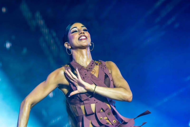 WAVE7 Creatives frames the rhythm of Curaçao