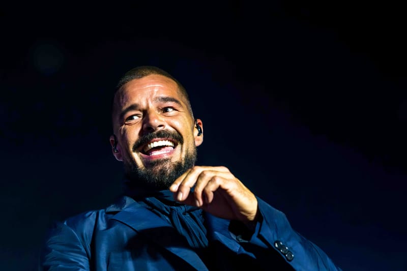 WAVE7 Creatives frames the rhythm of Curaçao