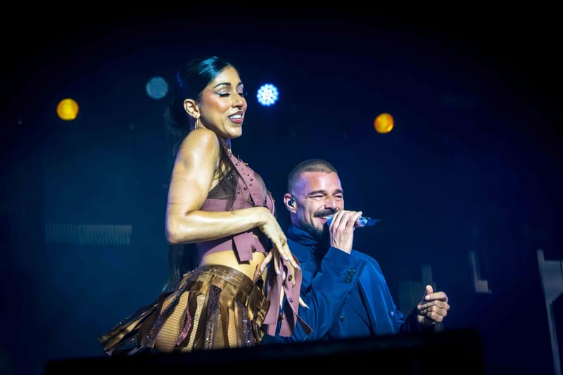 WAVE7 Creatives frames the rhythm of Curaçao