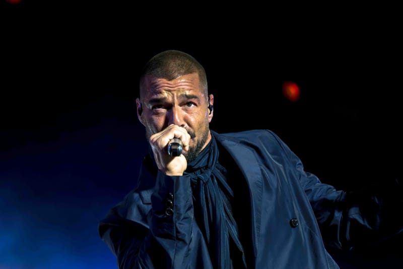 WAVE7 Creatives frames the rhythm of Curaçao