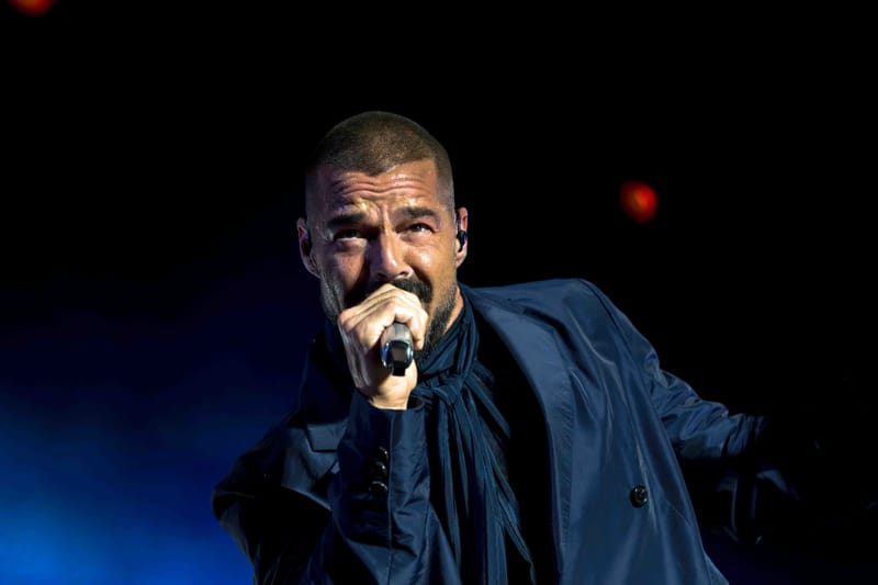 WAVE7 Creatives frames the rhythm of Curaçao