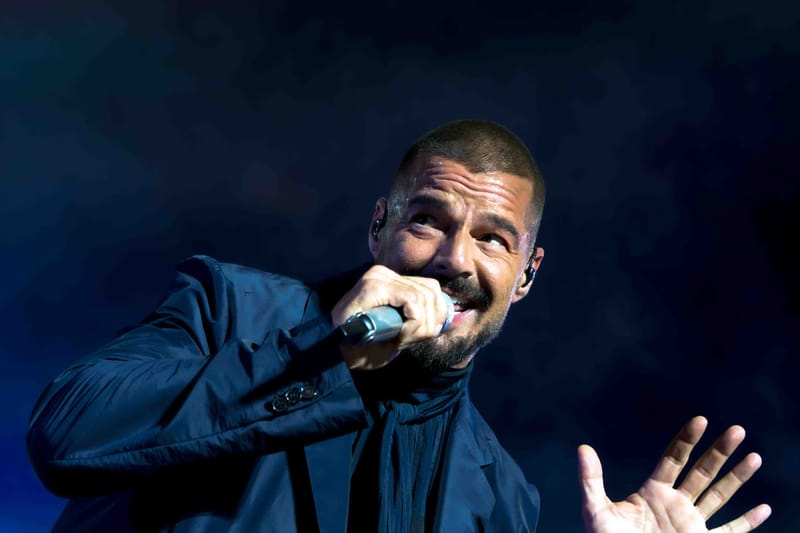 WAVE7 Creatives frames the rhythm of Curaçao