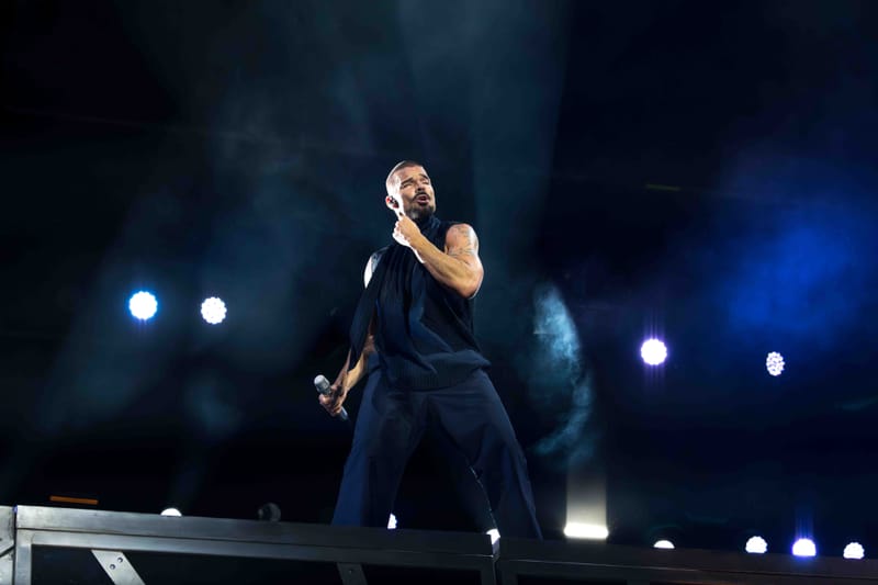 WAVE7 Creatives frames the rhythm of Curaçao