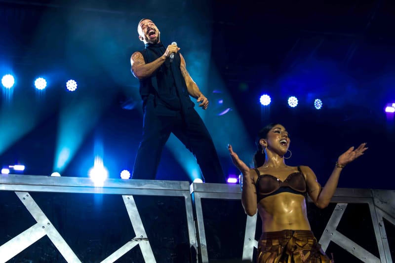 WAVE7 Creatives frames the rhythm of Curaçao