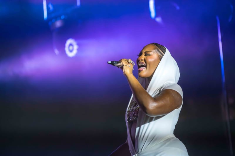 WAVE7 Creatives frames the rhythm of Curaçao