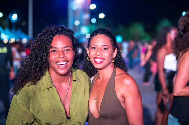 WAVE7 Creatives frames the rhythm of Curaçao