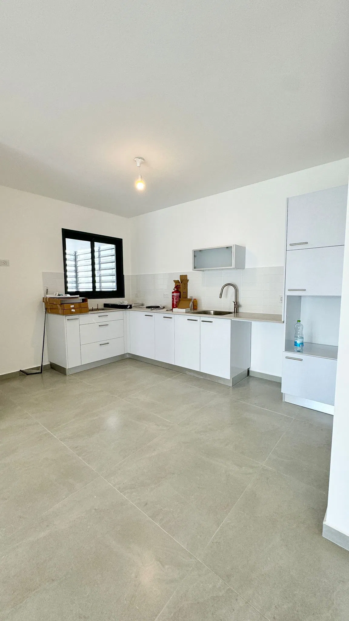 דירת 5 חדרים 2,150,000