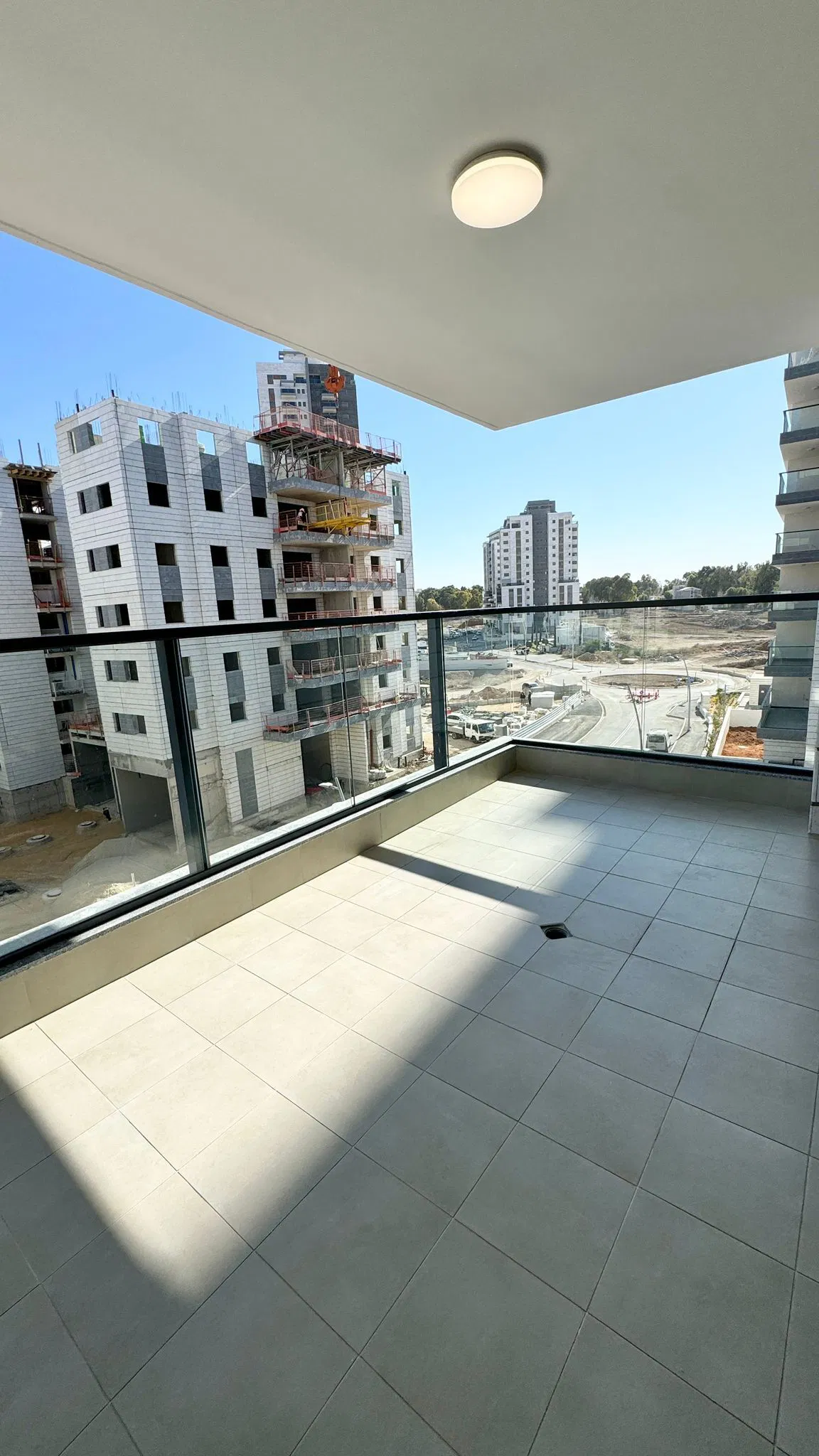 דירת 5 חדרים 2,150,000