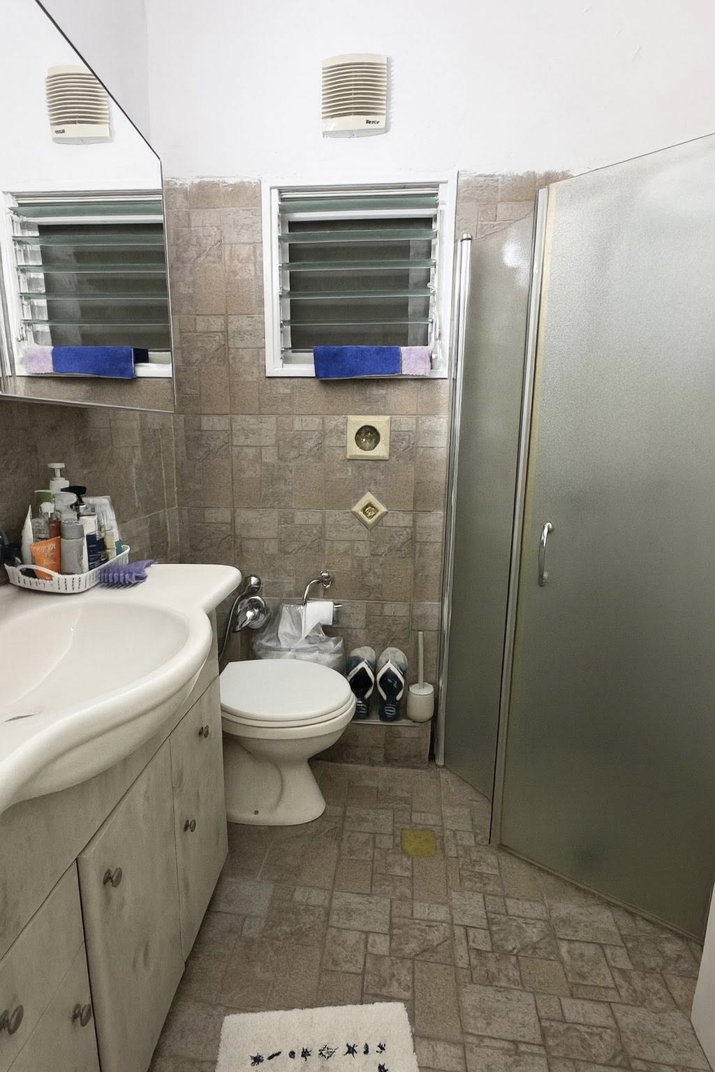 דירת 4 חדרים מרווחת ברחוב ספרא 4 – מרכז העיר