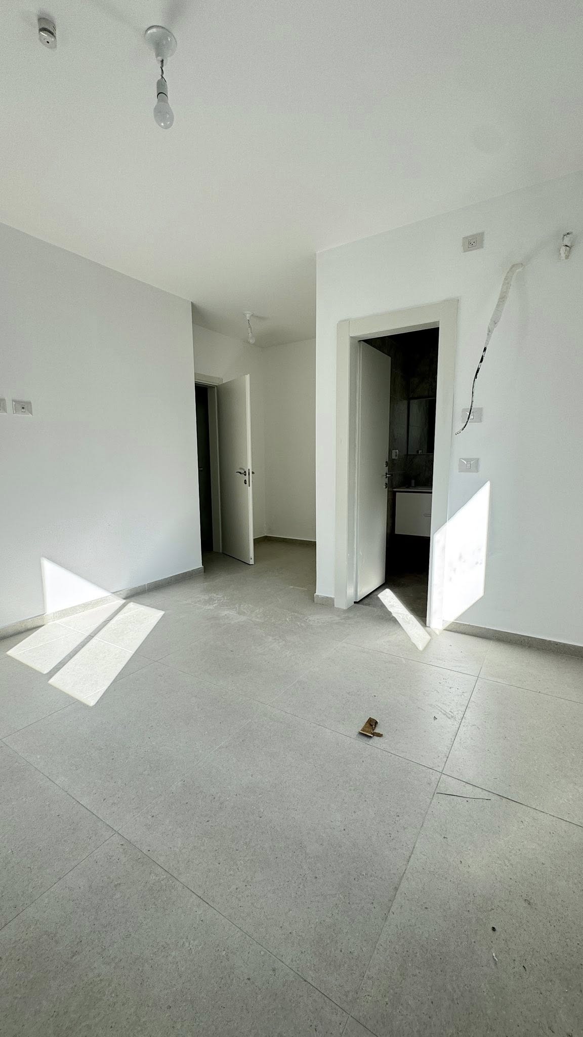 למכירה דירת 5 חדרים פרויקט גינדי 1,975,000