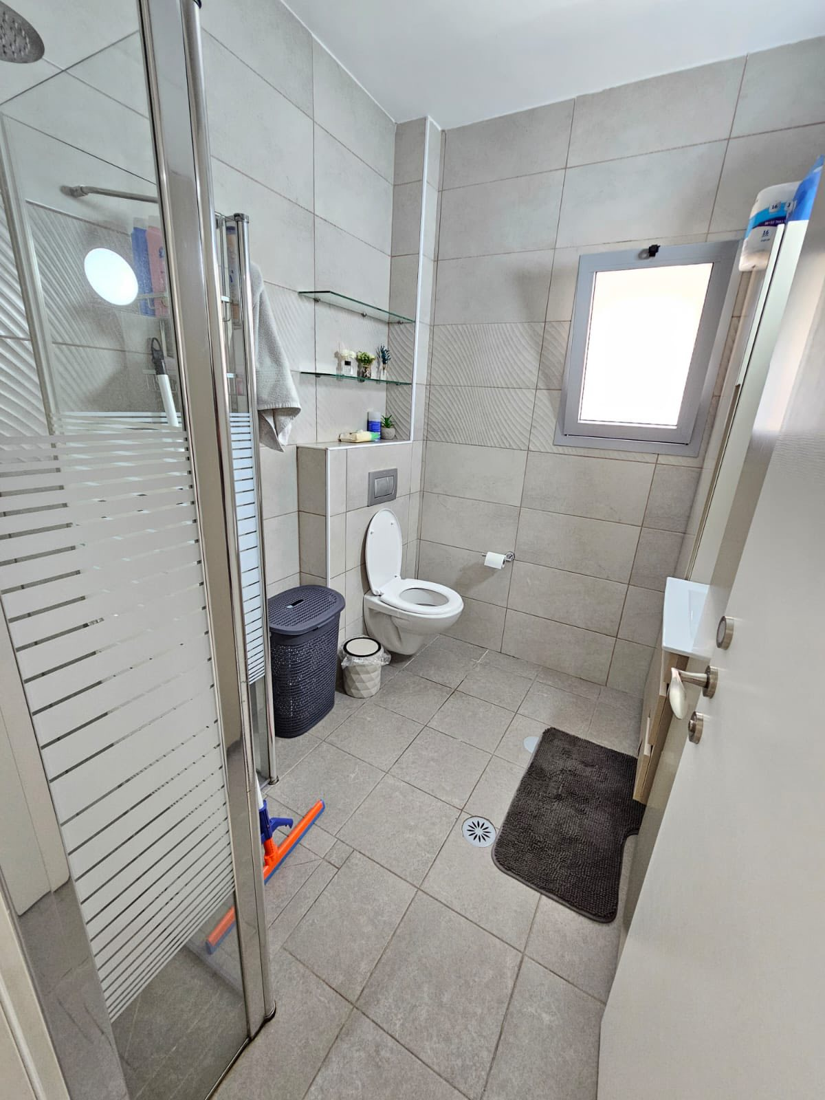 למכירה דירת 3 חדרים בלב העיר