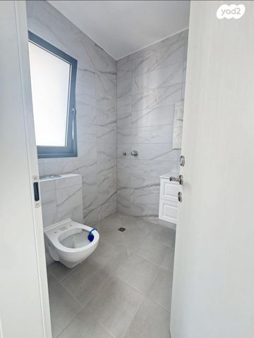 דירת 5 חדרים בפרויקט גינדי 1,990,000