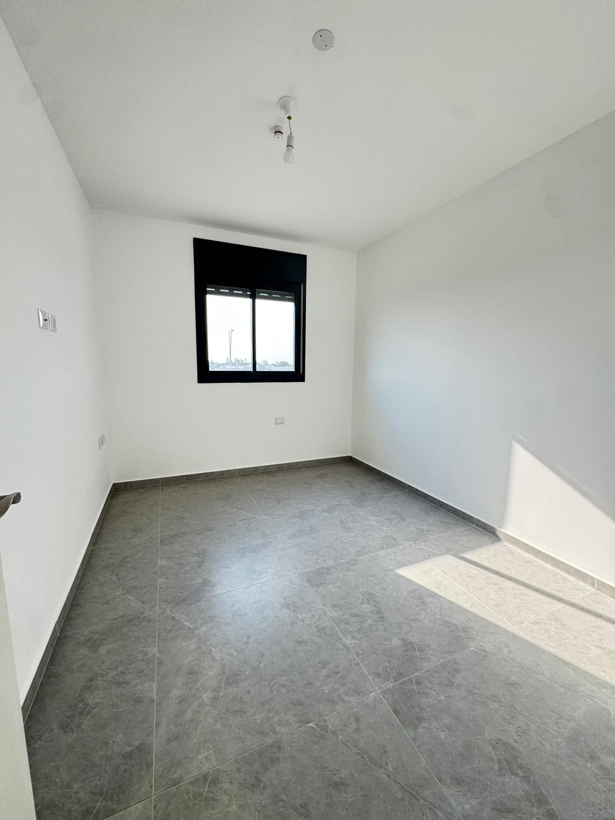 למכירה דירת 4 חדרים בפרויקט גינדי 1,800,00