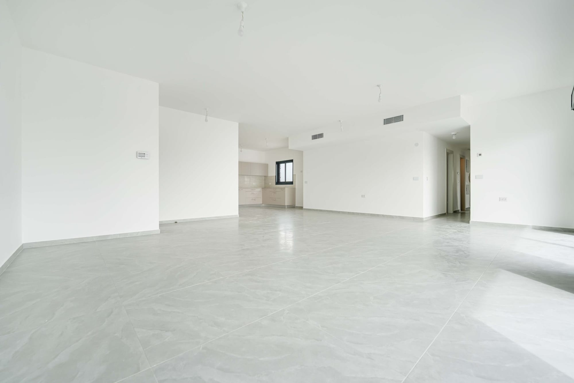 פנטהאוז  5 חדרים פינתי, מתוכנן מצוין, עם תחושת מרחב ופרטיות 2,850,000 ש"ח