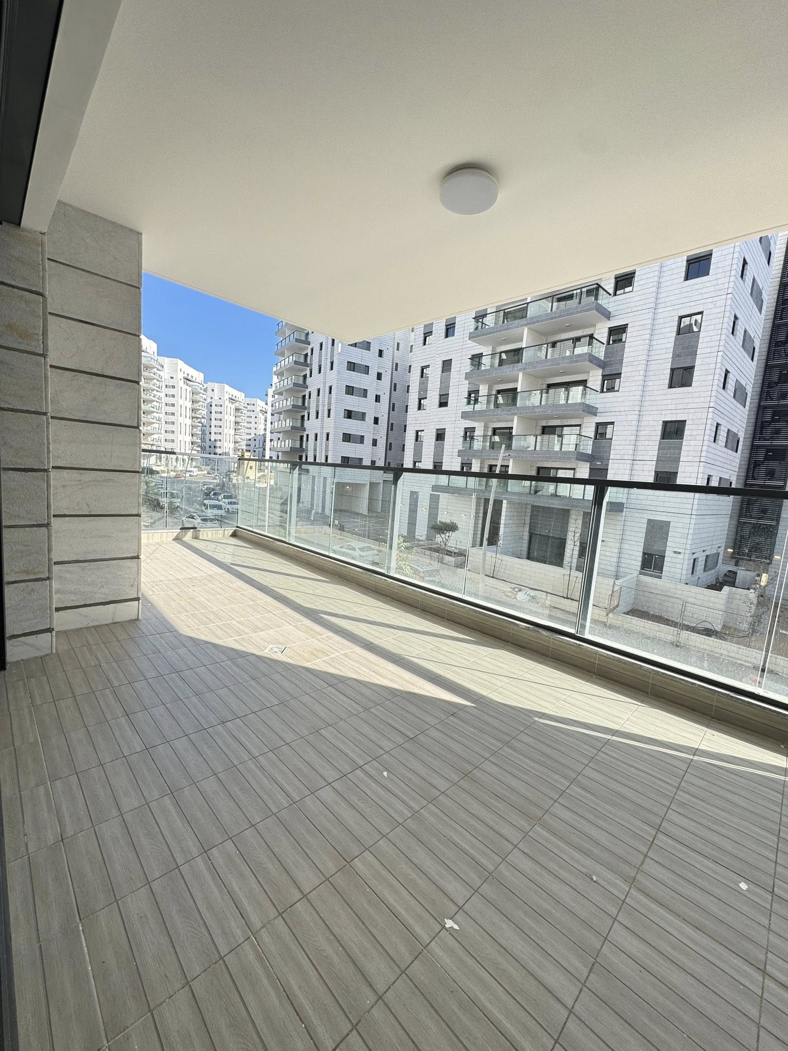 למכירה דירת 5 חדרים פרויקט גינדי קומה 1