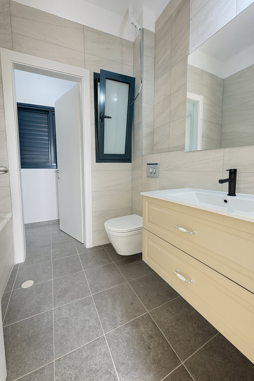 למכירה פנטהאוז חדש 5 חדרים פרויקט גינדי