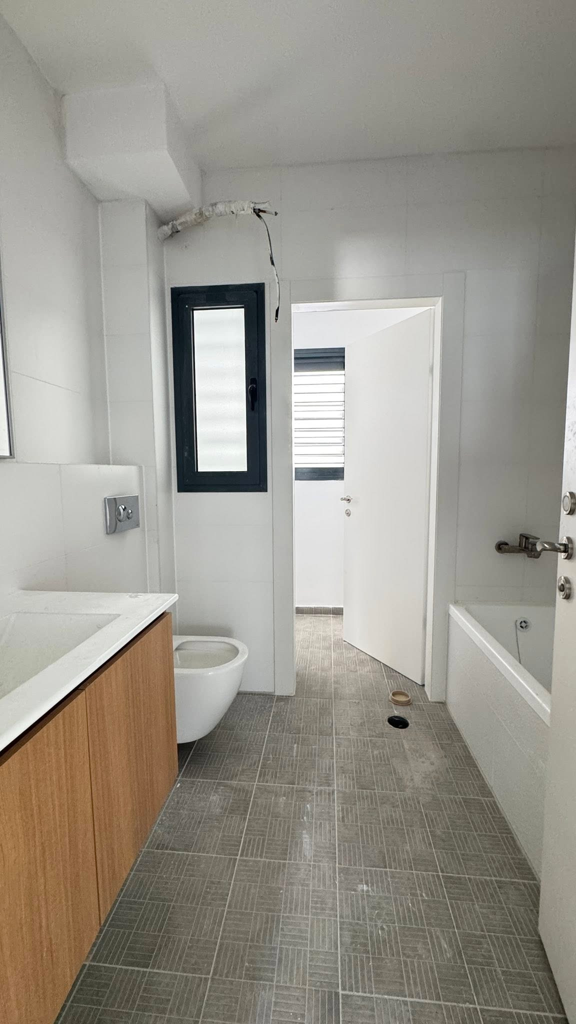 למכירה דירת 5 חדרים פרויקט גינדי 1,975,000